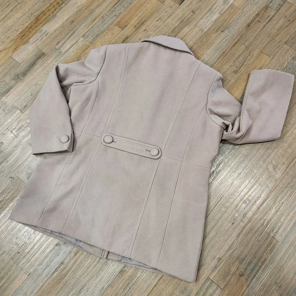 Damart Womens Size 18 Gray Beige‎ Taupe Pea Coat Warm Lined Jacket Well Made